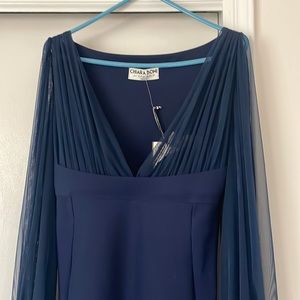 GORGEOUS navy blue Chiara Boni Made in Italy mermaid gown.